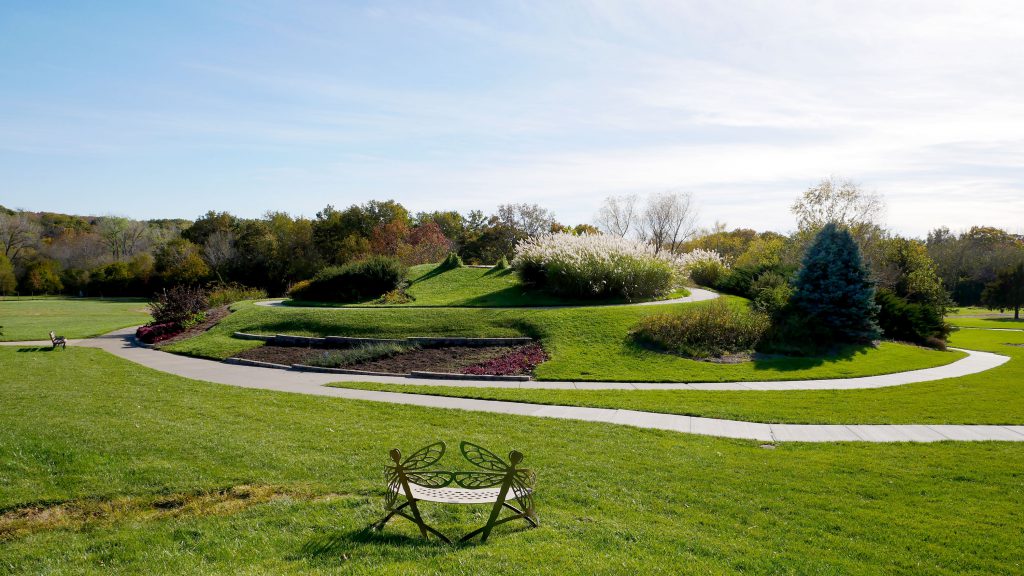 Arboretum Volunteers - City of Overland Park, Kansas